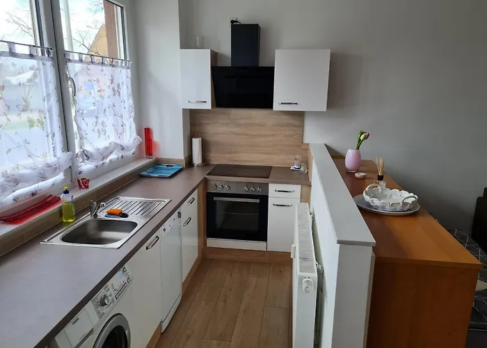 Erdgeschosswohnung In *