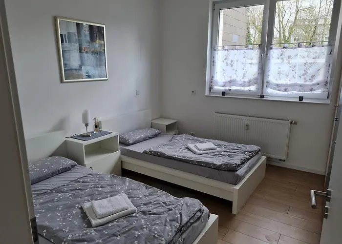 Erdgeschosswohnung In *